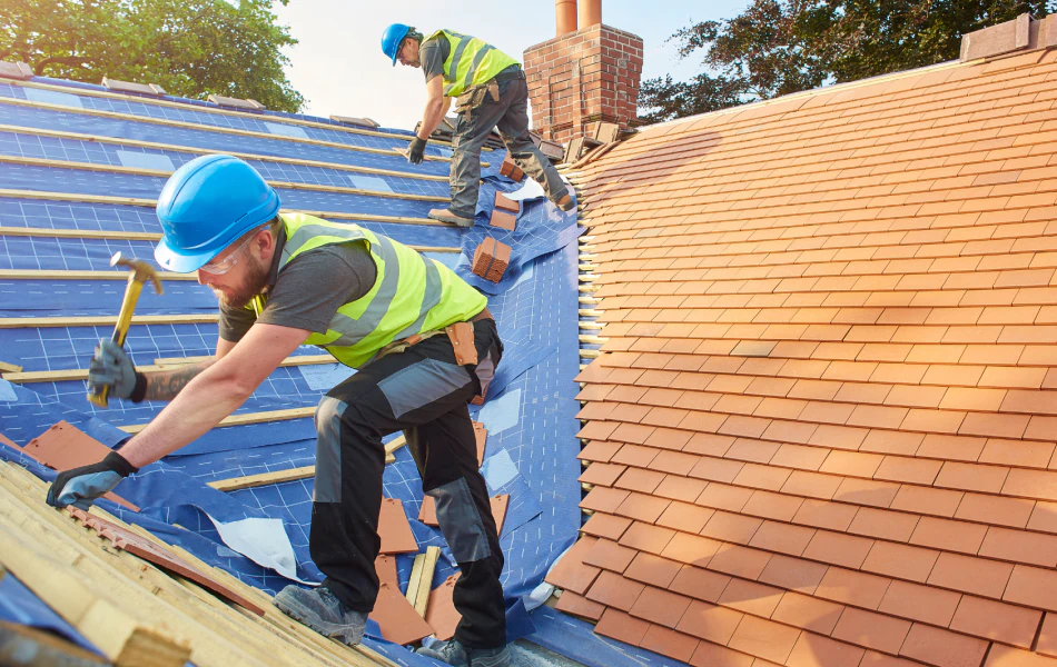Roof Repair (1) Roof Repair (1)
